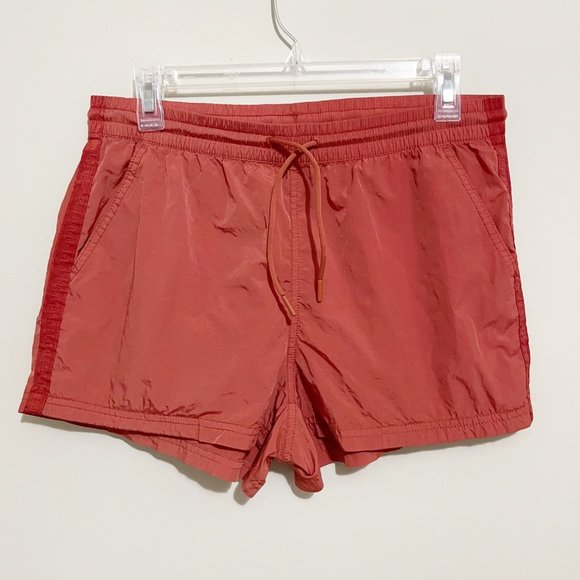 Athleta Pants - Athleta Size M Expedition Short 100% Nylon Hiking Workout Drawstring 2" Inseam